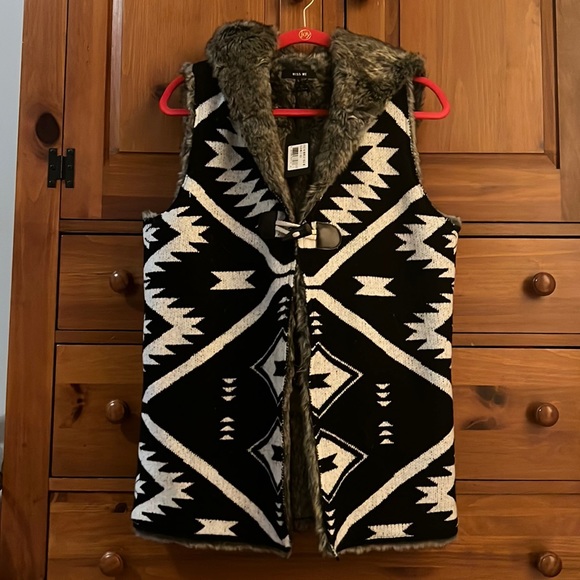 Woman MISS ME Vest Size Large NWT - Picture 1 of 6